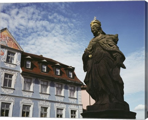 Empress Kunigunde by Rob Sturcke