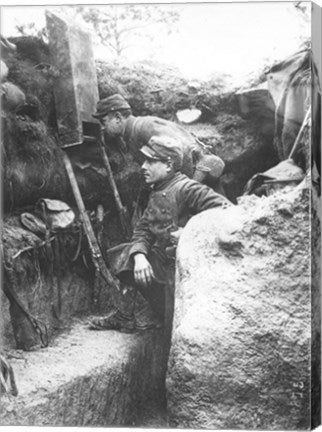 French Tropers Using A Periscope