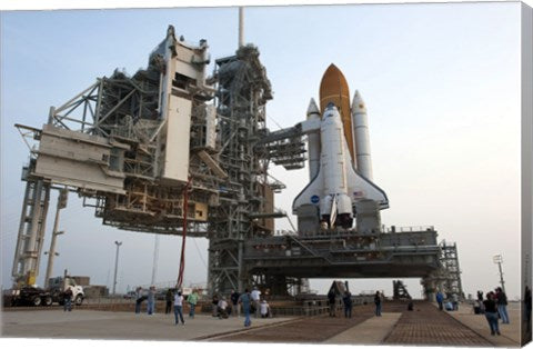 Payload Canister and Atlantis at Pad