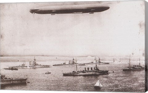 Zeppelin - B&W in the air