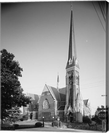 GENERAL VIEW, ELEVENTH ST. FRONT ON LEFT, COURT ST. SIDE ON RIGHT - First Baptist Church, Court and Eleventh Streets, Lynchburg