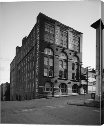 GENERAL VIEW, WITH NINTH ST. FACADE ON RIGHT - Craddock-Terry Shoe Company, Ninth and Jefferson Streets, Lynchburg