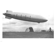 Zeppelin - B&W