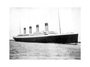 Titanic B&W