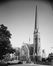 GENERAL VIEW, ELEVENTH ST. FRONT ON LEFT, COURT ST. SIDE ON RIGHT - First Baptist Church, Court and Eleventh Streets, Lynchburg