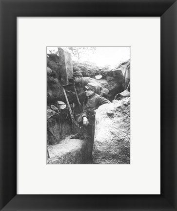 French Tropers Using A Periscope