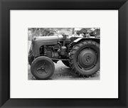 Tractor (black & White)