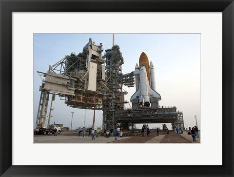 Payload Canister and Atlantis at Pad