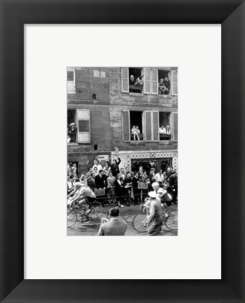 People watching the cyclists being provisioned. Tour de France 1958.