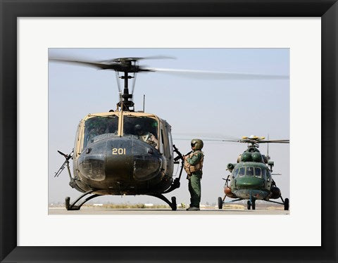 Iraqi air force carries wounded warrior on aeromedical evacuation mission