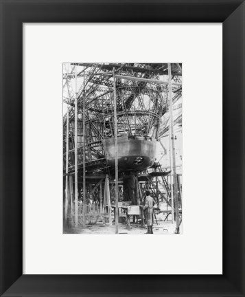 Gondola of New Zeppelin for Pilot and Passengers