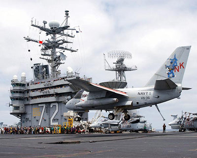 President George W. Bush Aircraft Carrier Landing, 2003 by McMahan Photo Archive Wall Art Décor 8 x 10 Art Print