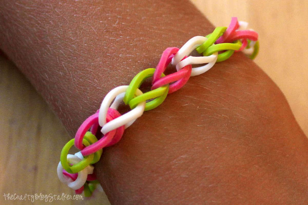 MackBands: DIY Rubber Loop Bands by Mackenzie K | Safe & Colorful handmade gift idea - Modern Memory Design Picture frames - New Jersey Frame shop custom framing